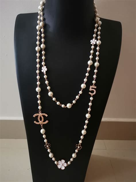 chanel pearl necklace fake|chanel inspired long pearl necklace.